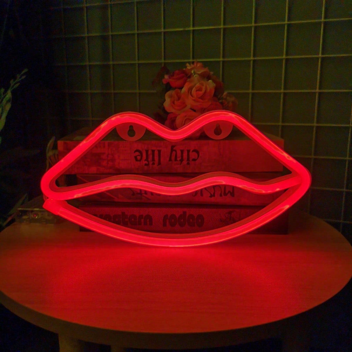 Home Decor Room - 1 Pack Red Lips LED Neon