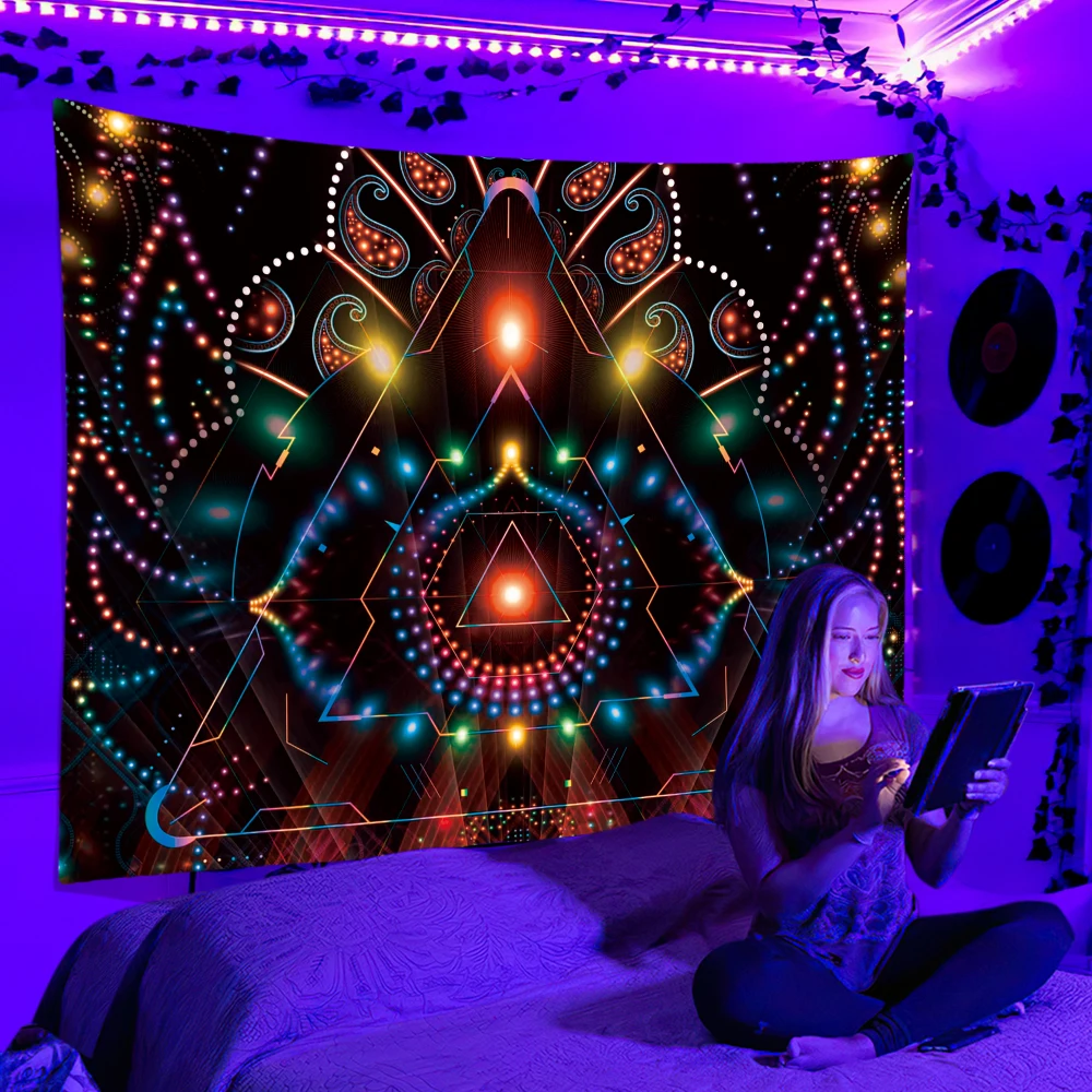 Black Light Tapestry UV Reacti - Home Decor Hippie บทวิจารณ์และราคา